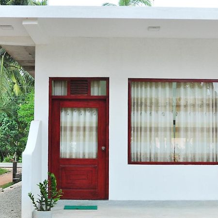 Sea View Villa Bentota, 인두루와 외부 사진